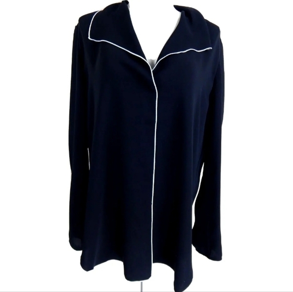 Babaton Aritzia Rena Blouse Black - Picture 2 of 4